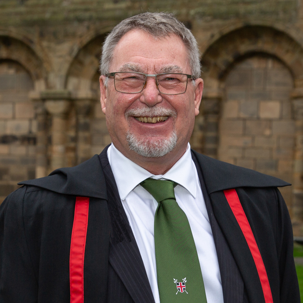 Dr Alan Richardson